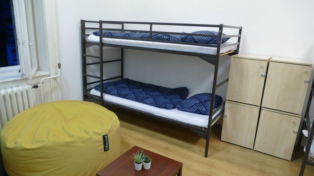 Hub55 Co-working Hostel