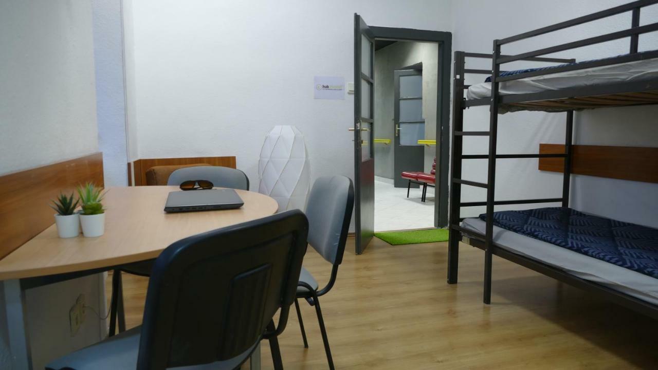 Hostel Hub55 Co-working